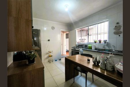 Casa à venda com 120m², 3 quartos e 2 vagas