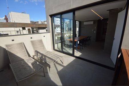 Apartamento à venda com 120m², 2 quartos e 2 vagas