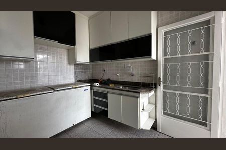 Casa à venda com 180m², 3 quartos e 2 vagas