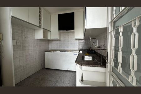 Casa à venda com 180m², 3 quartos e 2 vagas