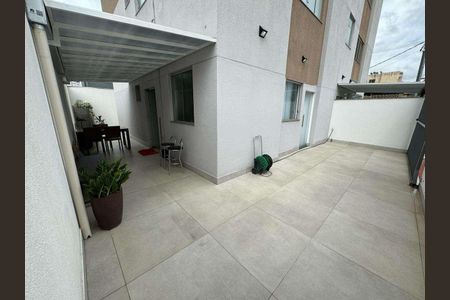 Apartamento à venda com 130m², 2 quartos e 2 vagas