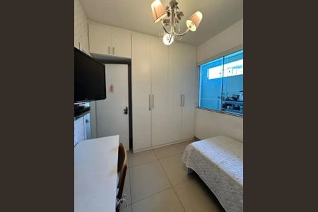 Casa à venda com 180m², 4 quartos e 3 vagas