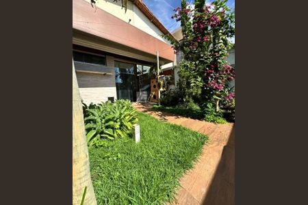 Casa à venda com 180m², 4 quartos e 3 vagas
