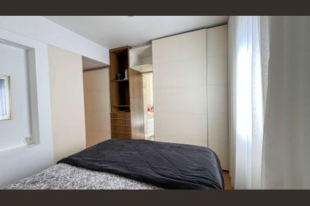 Apartamento à venda com 220m², 4 quartos e 4 vagas