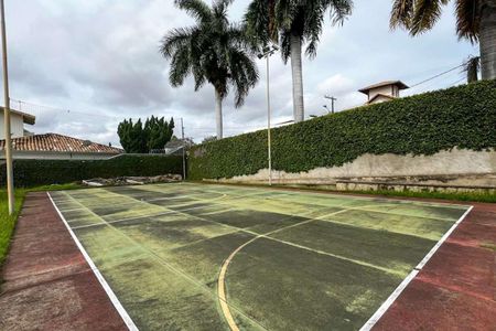 Casa à venda com 650m², 5 quartos e 11 vagas