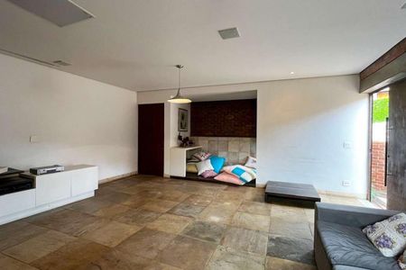 Casa à venda com 5 quartos, 650m² em Pampulha, Belo Horizonte