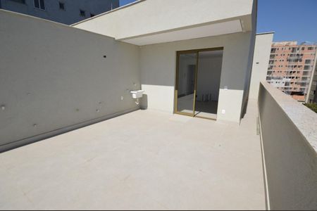 Apartamento à venda com 137m², 2 quartos e 2 vagas