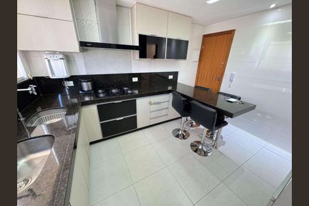 Apartamento à venda com 220m², 4 quartos e 3 vagas