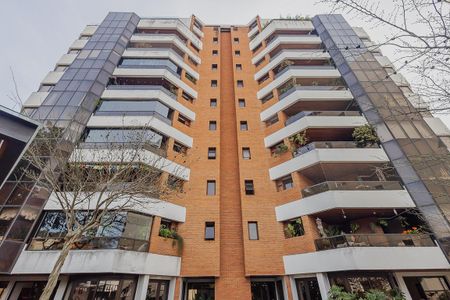 Apartamento à venda com 237m², 3 quartos e 3 vagasFachada