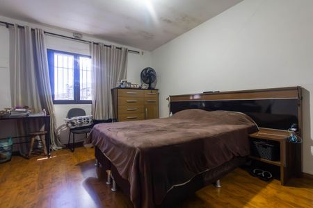 Casa à venda com 128m², 2 quartos e 2 vagas Casa à venda com 128m², 2 quartos e 2 vagasQuarto 1