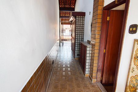 Casa de condomínio à venda com 235m², 4 quartos e 2 vagasvaranda