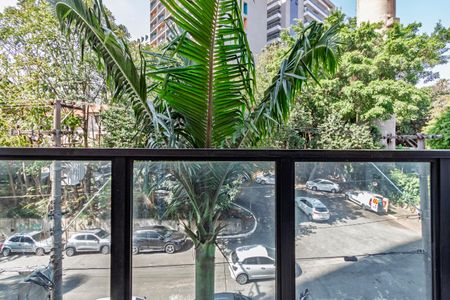 Apartamento para alugar com 137m², 2 quartos e 2 vagas Apartamento para alugar com 137m², 2 quartos e 2 vagasVaranda da Suíte 1