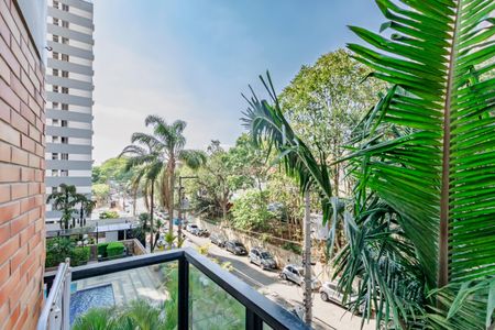 Apartamento para alugar com 137m², 2 quartos e 2 vagas Apartamento para alugar com 137m², 2 quartos e 2 vagasVaranda da Suíte 1