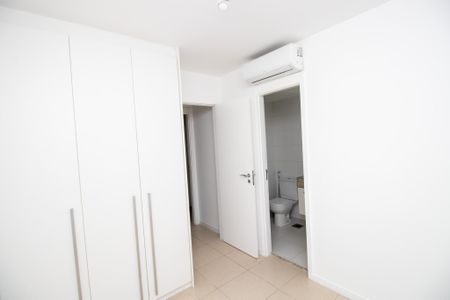 Apartamento à venda com 79m², 2 quartos e 1 vagaSuíte  1