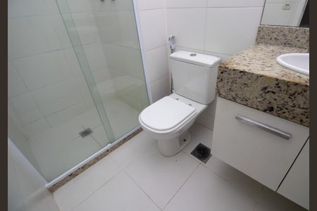 Apartamento à venda com 79m², 2 quartos e 1 vagaBanheiro da Suíte 1