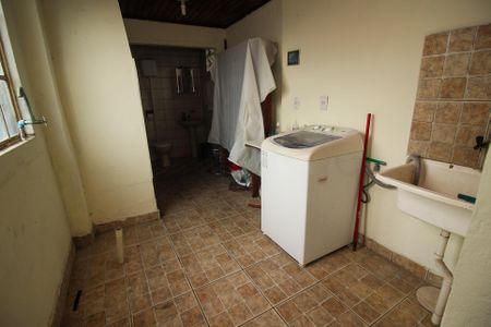 Casa à venda com 70m², 2 quartos e 1 vagaÁrea de Serviço