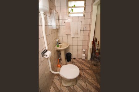 Casa à venda com 70m², 2 quartos e 1 vagaBanheiro de serviço