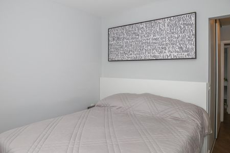 Apartamento à venda com 227m², 3 quartos e 3 vagas Apartamento à venda com 227m², 3 quartos e 3 vagasSuíte