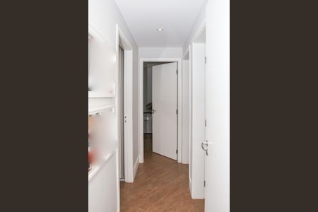 Apartamento à venda com 227m², 3 quartos e 3 vagas Apartamento à venda com 227m², 3 quartos e 3 vagasCorridor