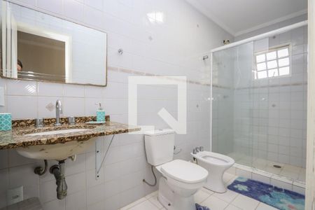 Casa à venda com 157m², 3 quartos e 2 vagas