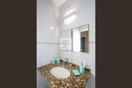 Casa à venda com 157m², 3 quartos e 2 vagas