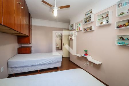 Casa à venda com 157m², 3 quartos e 2 vagas