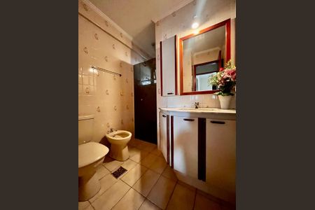 Apartamento à venda com 94m², 3 quartos e 1 vaga Apartamento à venda com 94m², 3 quartos e 1 vagaBanheiro