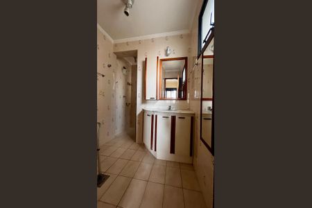 Apartamento à venda com 94m², 3 quartos e 1 vaga Apartamento à venda com 94m², 3 quartos e 1 vagaBanheiro da Suíte
