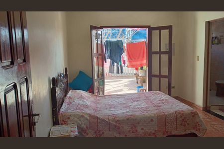 Casa à venda com 3 quartos, 125m² em Jardim Las Vegas, Santo André