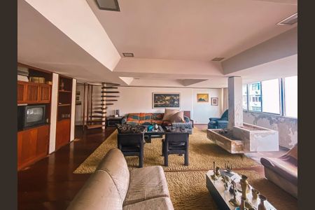 Apartamento à venda com 200m², 4 quartos e 1 vaga