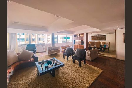 Apartamento à venda com 4 quartos, 200m² em Copacabana, Rio de Janeiro