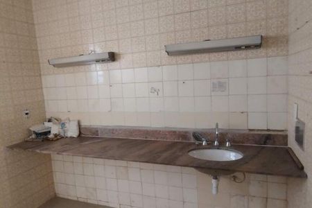 Casa à venda com 174m², 3 quartos e 2 vagas