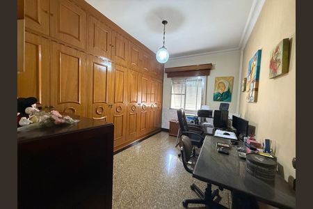 Casa à venda com 300m², 3 quartos e 40 vagas Casa à venda com 300m², 3 quartos e 40 vagasFoto 09