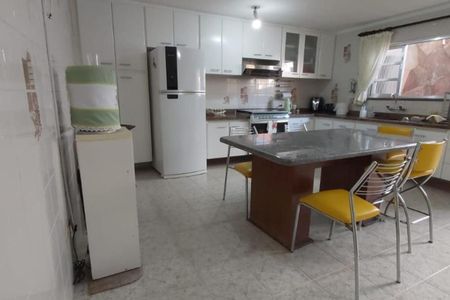 Casa à venda com 250m², 3 quartos e 2 vagasFoto 04