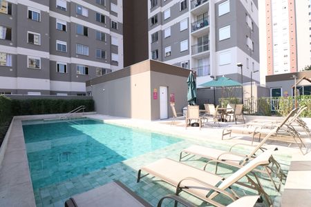 Apartamento à venda com 27m², 1 quarto e sem vagaÁrea comum - Piscina