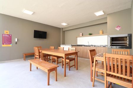 Apartamento à venda com 27m², 1 quarto e sem vagaÁrea comum - Churrasqueira