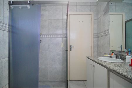 Casa à venda com 186m², 4 quartos e 3 vagasBanheiro da Suíte