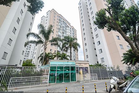 Apartamento à venda com 73m², 3 quartos e 1 vaga Apartamento à venda com 73m², 3 quartos e 1 vagaFachada