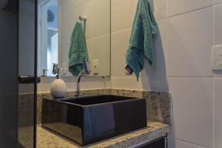 Apartamento à venda com 73m², 3 quartos e 1 vaga Apartamento à venda com 73m², 3 quartos e 1 vagaBanheiro