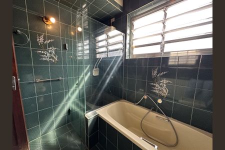 Casa à venda com 209m², 3 quartos e 1 vaga Casa à venda com 209m², 3 quartos e 1 vagaBanheiro Social