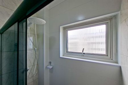 Apartamento para alugar com 95m², 3 quartos e 1 vaga Apartamento para alugar com 95m², 3 quartos e 1 vagaBanheiro da Suíte