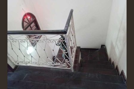 Casa de condomínio à venda com 208m², 3 quartos e 2 vagas