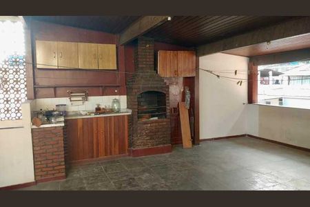 Casa de condomínio à venda com 208m², 3 quartos e 2 vagas