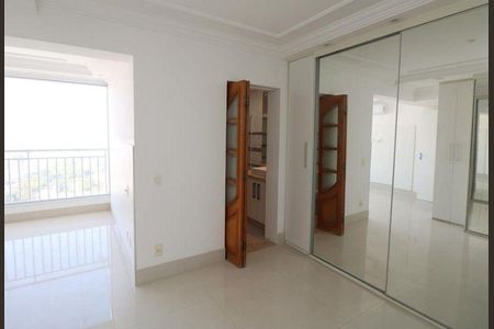 Apartamento à venda com 3 quartos, 237m² em Vila Zilda, São Paulo