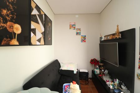 Casa à venda com 270m², 4 quartos e 2 vagasSala 2