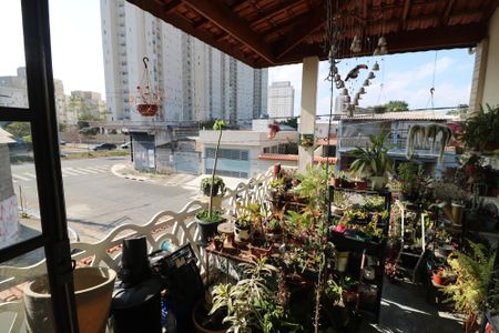 Casa à venda com 270m², 4 quartos e 2 vagasVaranda