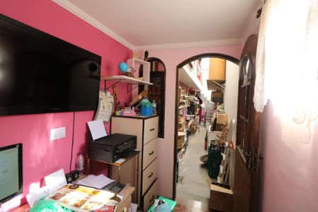 Casa à venda com 270m², 4 quartos e 2 vagasEscritório