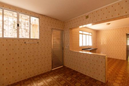 Casa à venda com 135m², 4 quartos e 2 vagas Casa à venda com 135m², 4 quartos e 2 vagasÁrea de Serviço