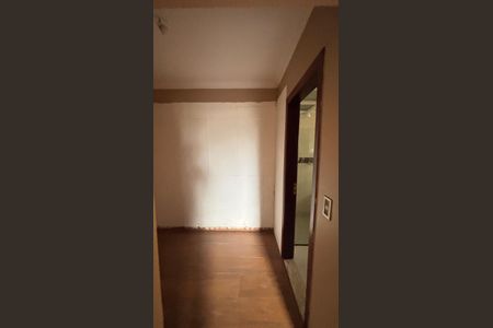 Apartamento à venda com 180m², 3 quartos e 2 vagas Apartamento à venda com 180m², 3 quartos e 2 vagasSuíte