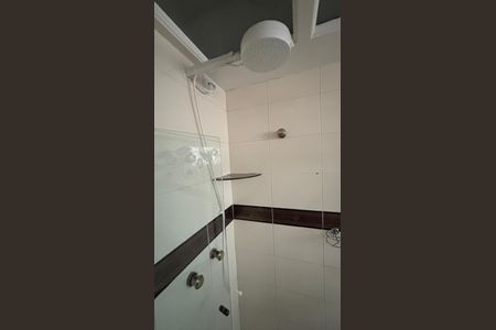 Apartamento à venda com 180m², 3 quartos e 2 vagas Apartamento à venda com 180m², 3 quartos e 2 vagasBanheiro da Suíte